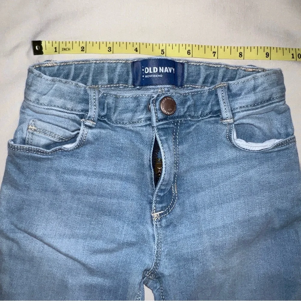 Old Navy Girl’s Light Blue Boyfriend Jeans with‎ Star Detail Size 4T